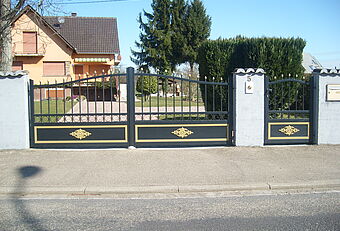 Vaux