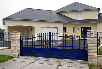 Vaux