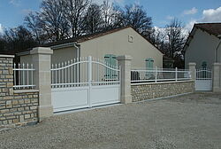 Vaux