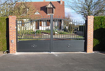 Vaux