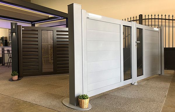Le show-room de NOVACCESS : installateur de portails alu à Fontanil Cornillon (38-Isère)